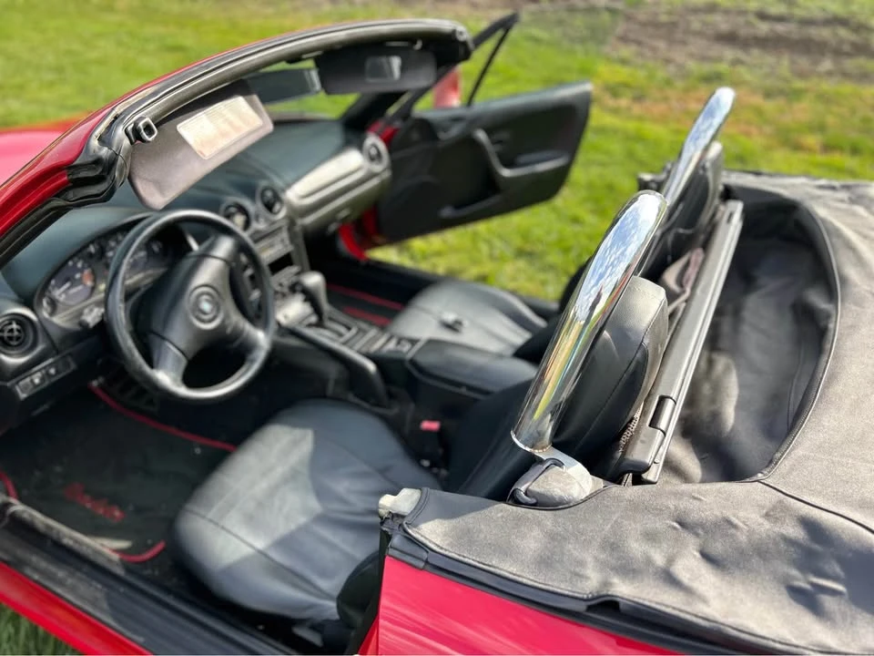 1999 Mazda NB MX-5 Miata - Image 8 of 15