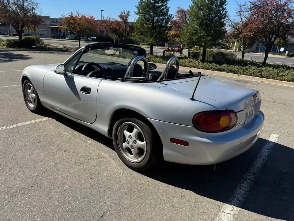 1999 Mazda NB MX-5 Miata - Image 3 of 8