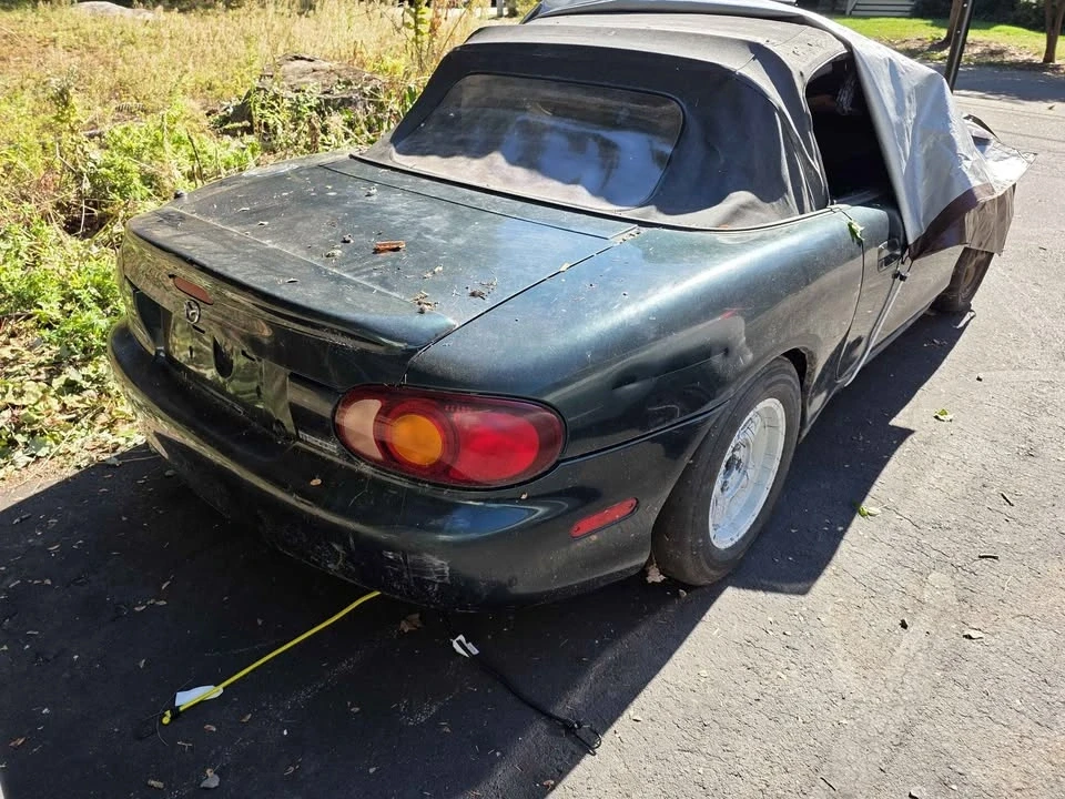 1999 Mazda NB MX-5 Miata - Image 3 of 10