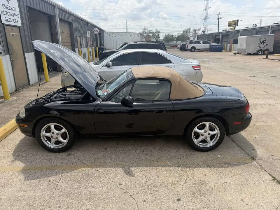 1999 Mazda NB MX-5 Miata - Image 6 of 9