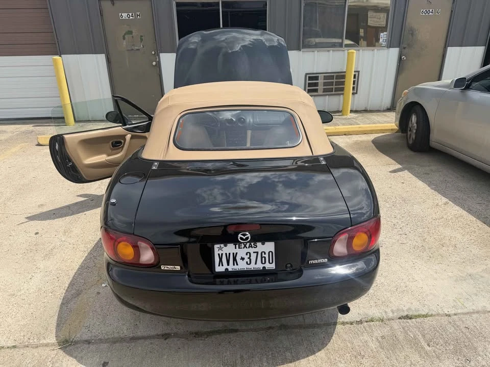 1999 Mazda NB MX-5 Miata - Image 4 of 9