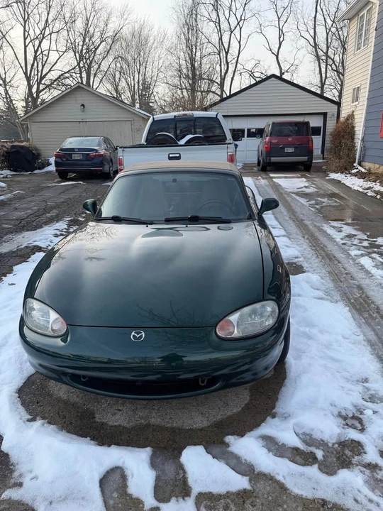 1999 Mazda NB MX-5 Miata - Image 2 of 7