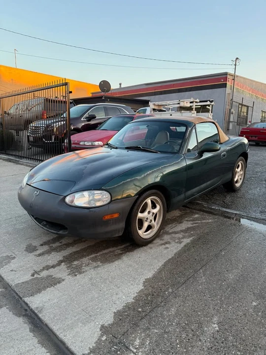 1999 Mazda NB MX-5 Miata - Image 5 of 6