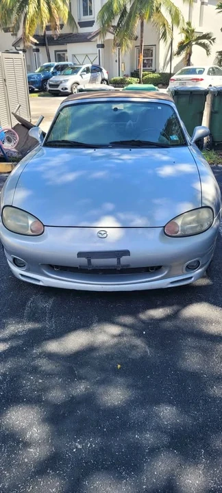 1999 Mazda NB MX-5 Miata - Image 4 of 9