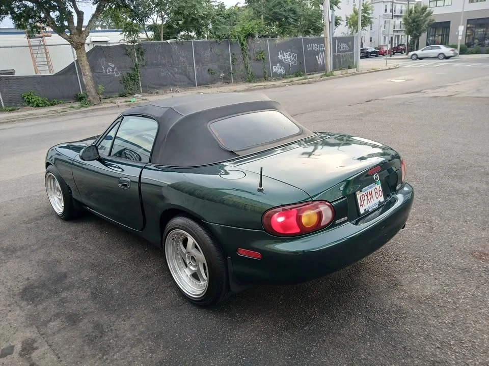 1999 Mazda NB MX-5 Miata - Image 4 of 8