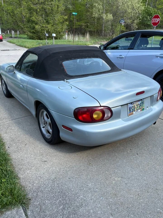 1999 Mazda NB MX-5 Miata - Image 5 of 15