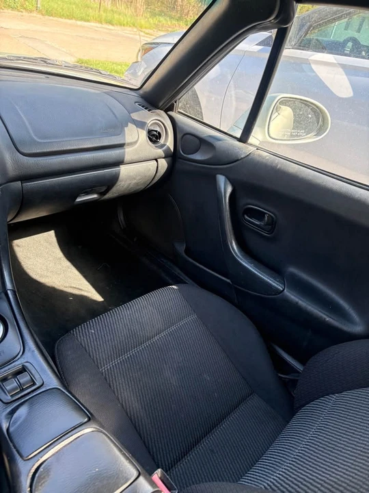 1999 Mazda NB MX-5 Miata - Image 14 of 15
