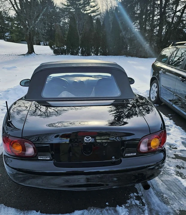 1999 Mazda NB MX-5 Miata - Image 2 of 8