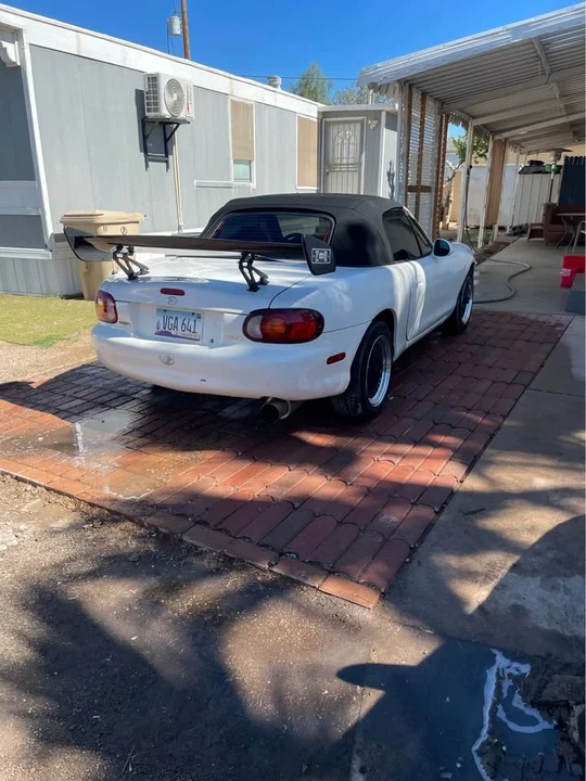 1999 Mazda NB MX-5 Miata - Image 8 of 10