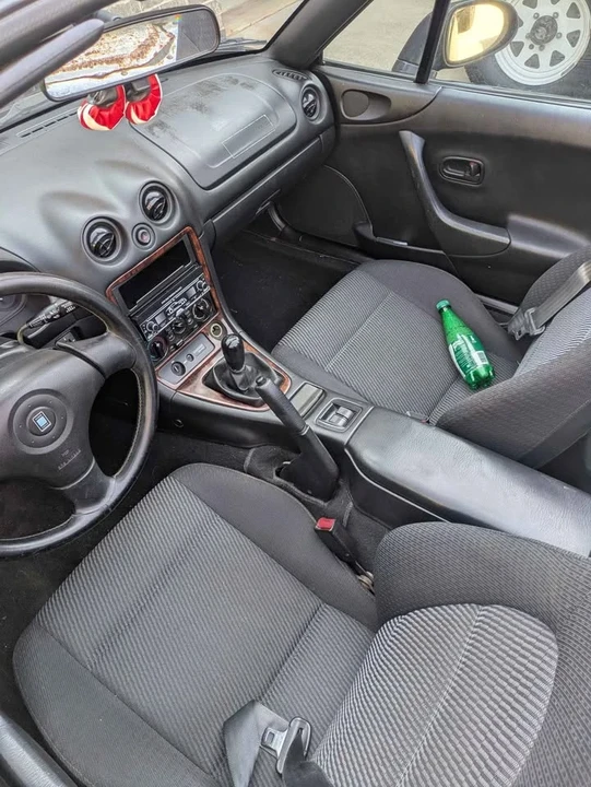 1999 Mazda NB MX-5 Miata - Image 17 of 17