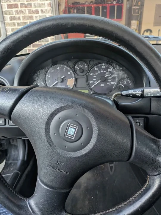 1999 Mazda NB MX-5 Miata - Image 5 of 17