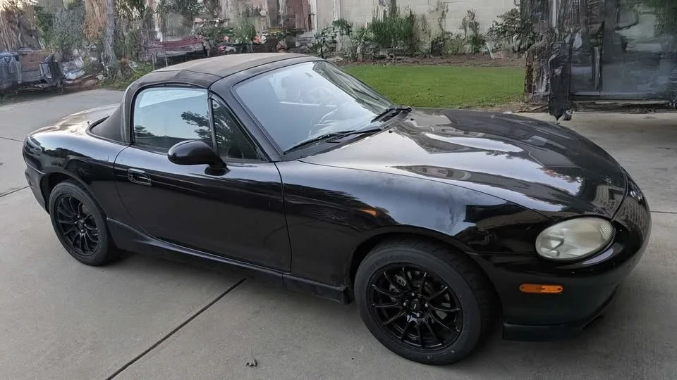 1999 Mazda NB MX-5 Miata - Image 3 of 17