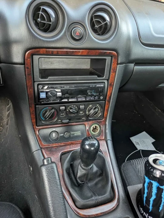 1999 Mazda NB MX-5 Miata - Image 15 of 17