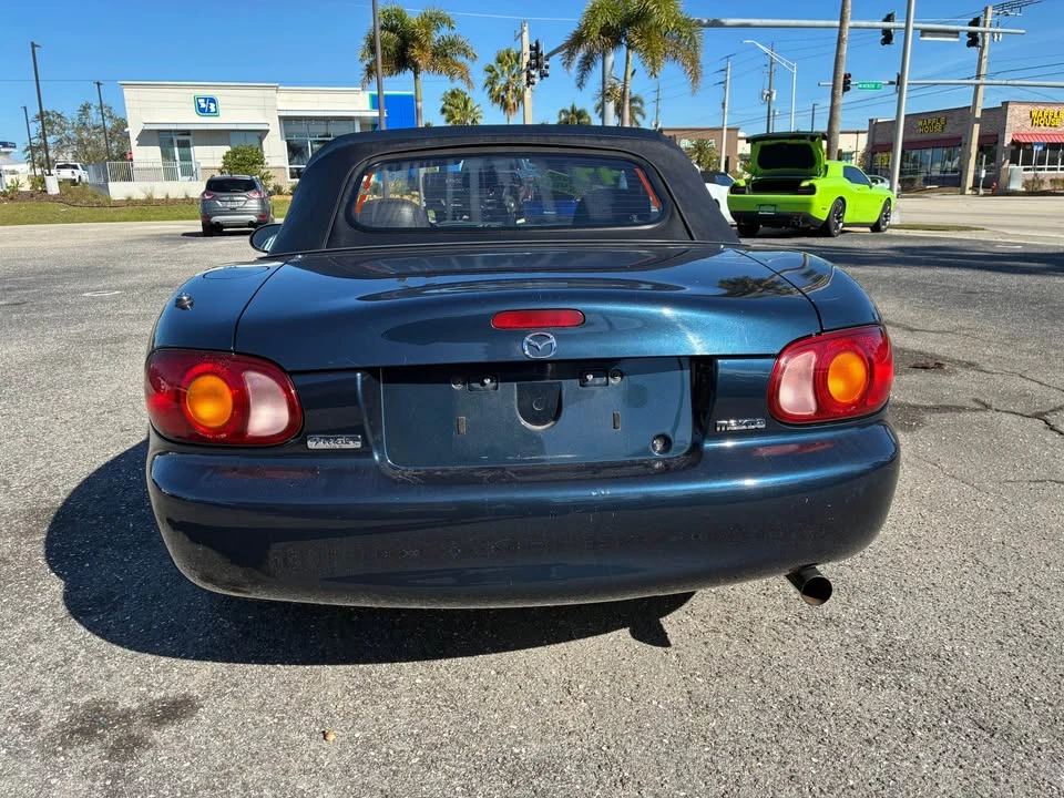 1999 Mazda NB MX-5 Miata - Image 3 of 13