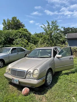 1999 Mercedes-Benz 300 E 3.0 Sedan 4D