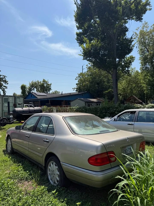 1999 Mercedes-Benz W210 E-Class - Image 2 of 5