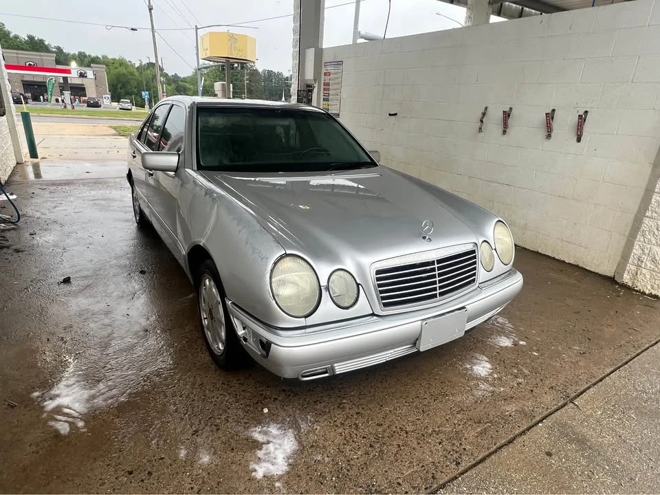 1999 Mercedes-Benz W210 E-Class - Image 2 of 11