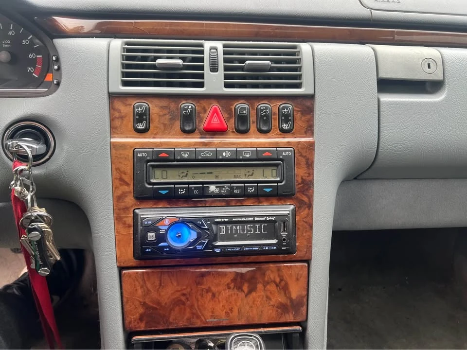 1999 Mercedes-Benz W210 E-Class - Image 9 of 11