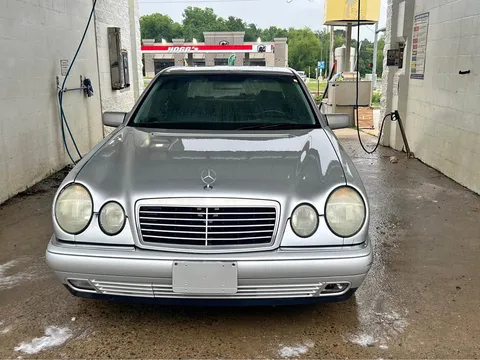 1999 Mercedes-Benz 300 E 3.2 Sedan 4D