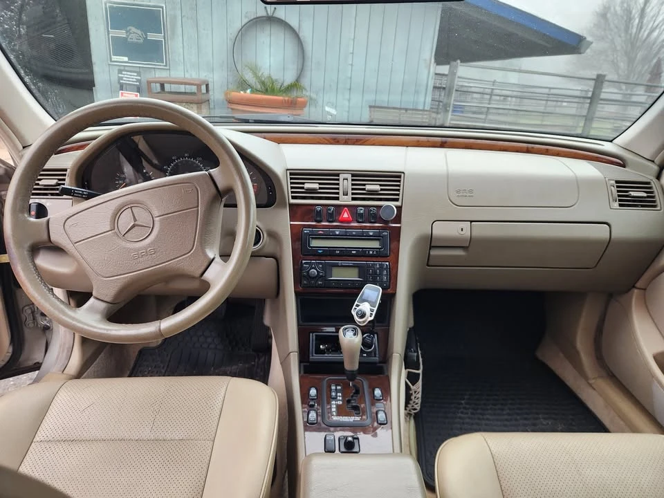 1999 Mercedes-Benz W202 C-Class - Image 12 of 16