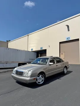 1999 Mercedes-Benz 400 E