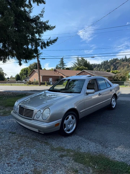 1999 Mercedes-Benz W124 E-Class - Image 9 of 10