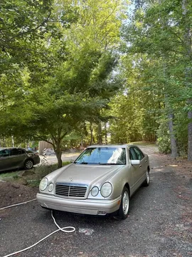 1999 Mercedes-Benz 400 E Sedan 4D