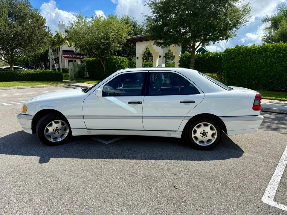 1999 Mercedes-Benz W202 C-Class - Image 10 of 12