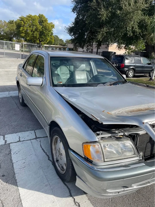1999 Mercedes-Benz W202 C-Class - Image 3 of 9