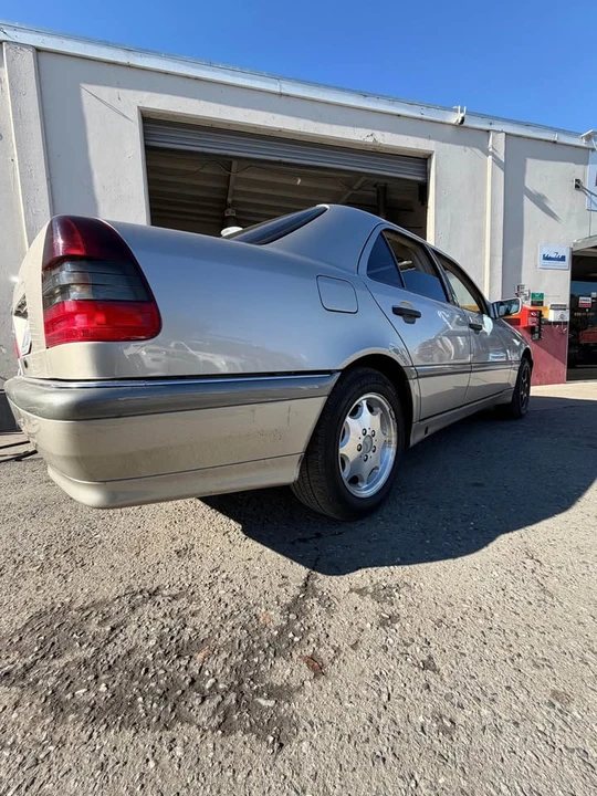1999 Mercedes-Benz W202 C-Class - Image 5 of 9