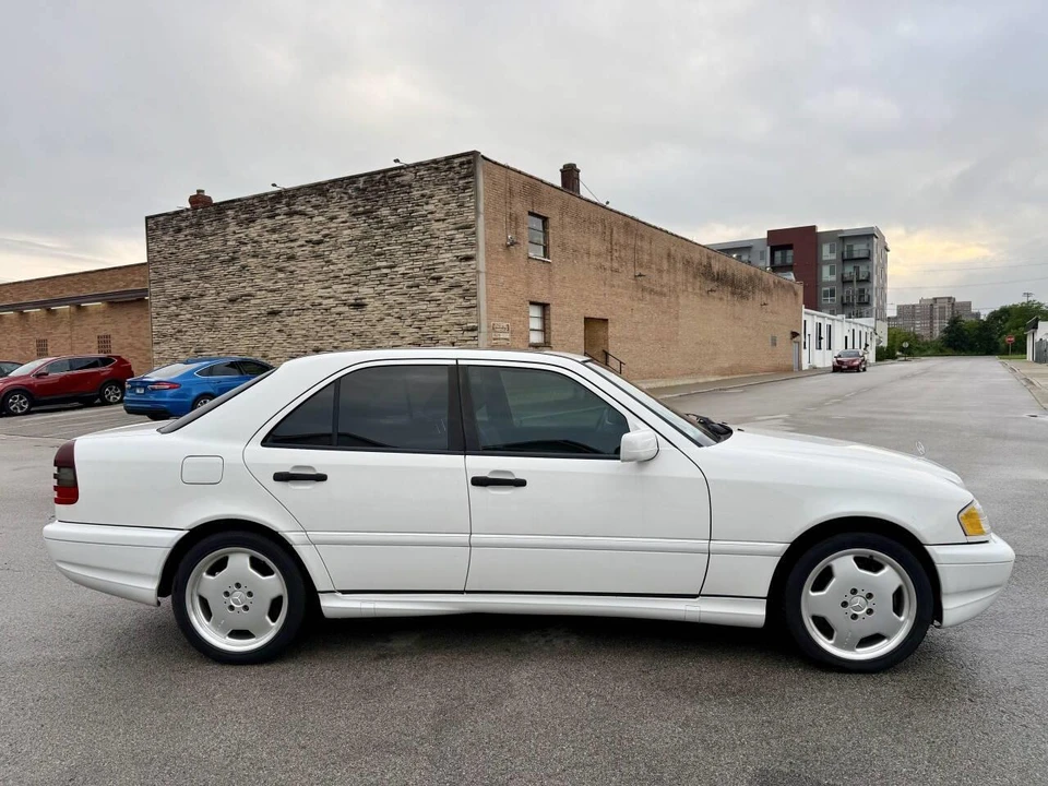 1999 Mercedes-Benz W202 C-Class - Image 11 of 31
