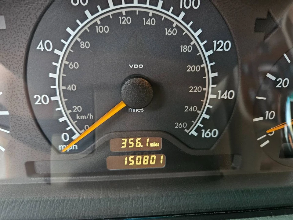 1999 Mercedes-Benz W202 C-Class - Image 2 of 17