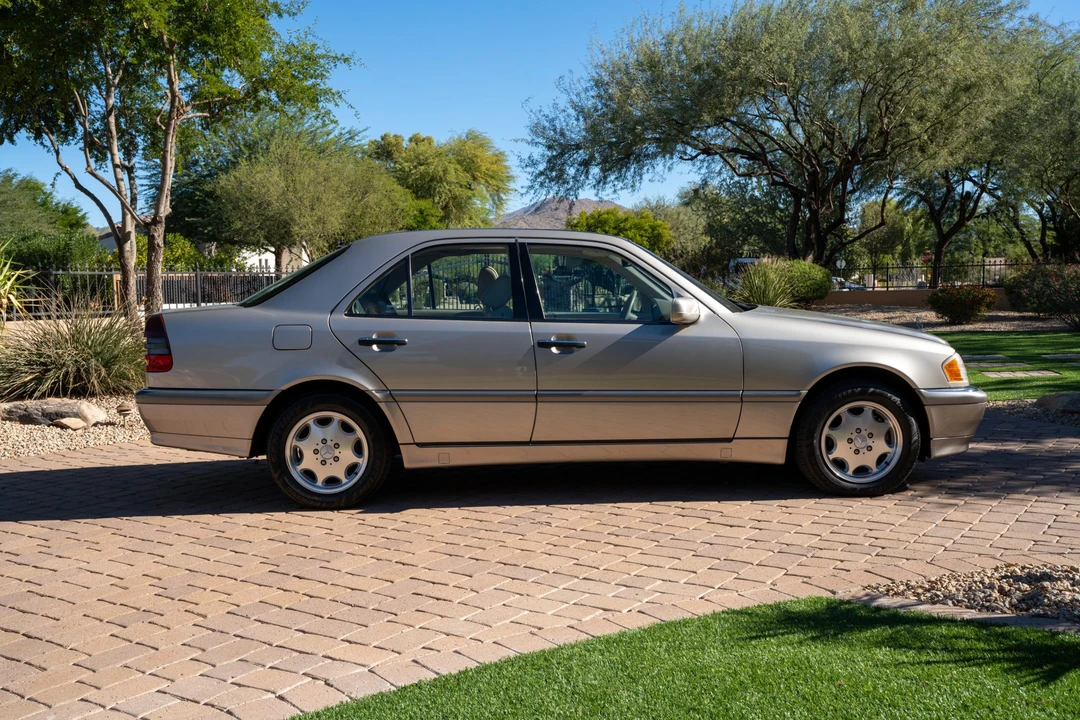 1999 Mercedes-Benz W202 C-Class - Image 8 of 31