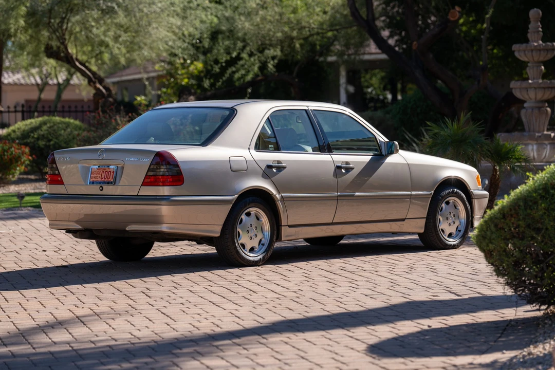 1999 Mercedes-Benz W202 C-Class - Image 11 of 31