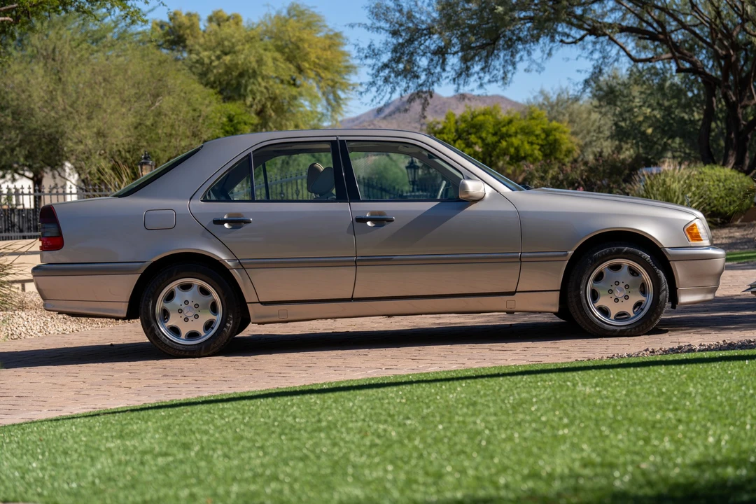 1999 Mercedes-Benz W202 C-Class - Image 9 of 31