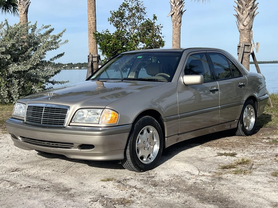 1999 Mercedes-Benz W202 C-Class - Image 17 of 31