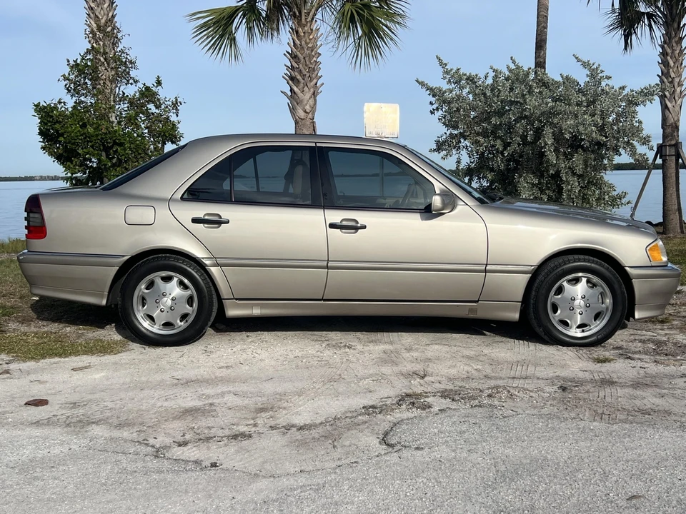 1999 Mercedes-Benz W202 C-Class - Image 25 of 31