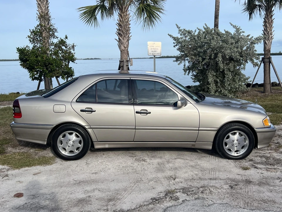 1999 Mercedes-Benz W202 C-Class - Image 27 of 31