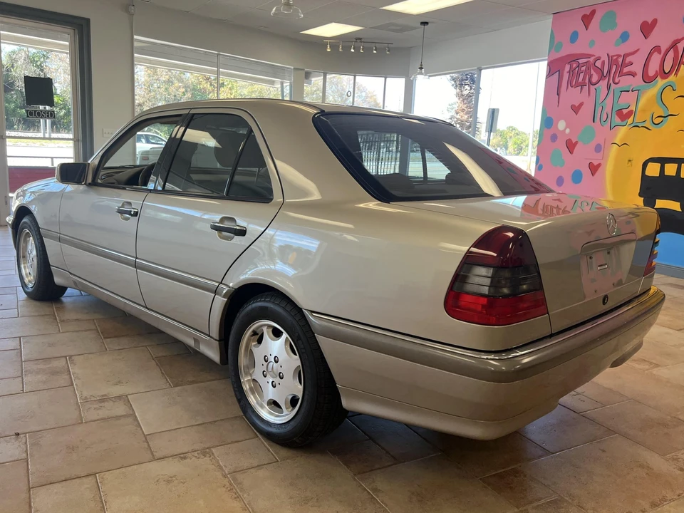 1999 Mercedes-Benz W202 C-Class - Image 14 of 31