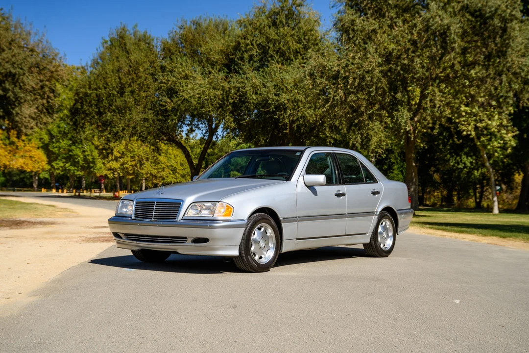 1999 Mercedes-Benz W202 C-Class - Image 2 of 31