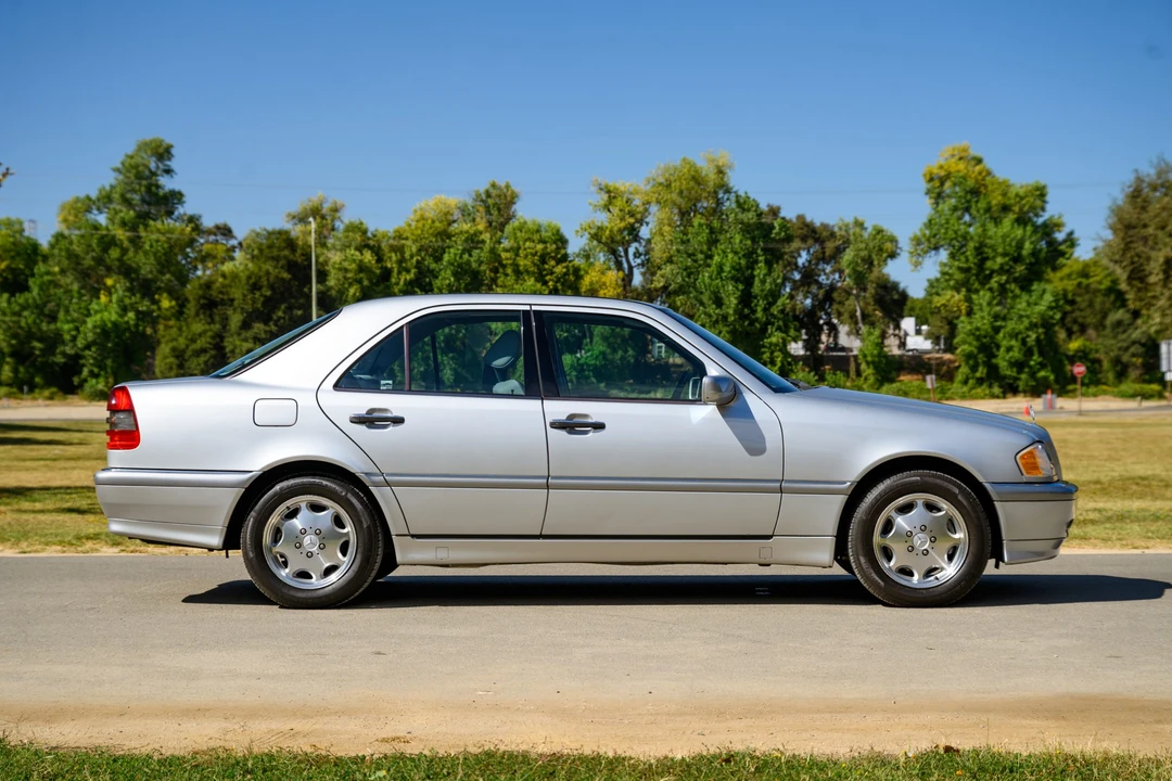 1999 Mercedes-Benz W202 C-Class - Image 15 of 31