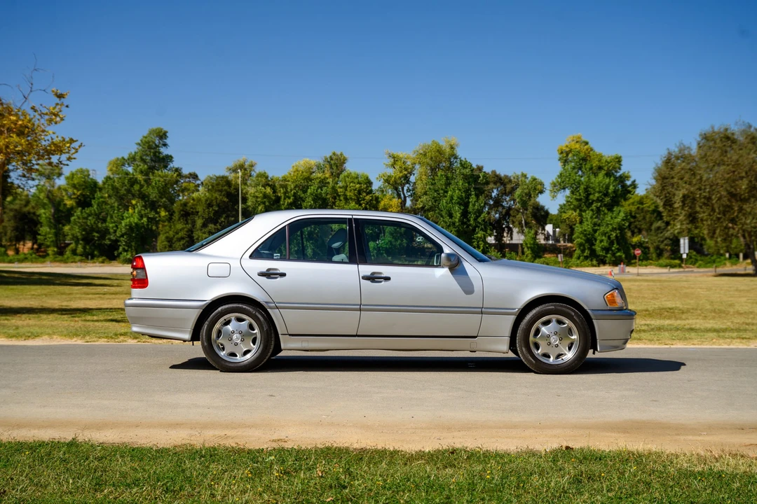 1999 Mercedes-Benz W202 C-Class - Image 14 of 31
