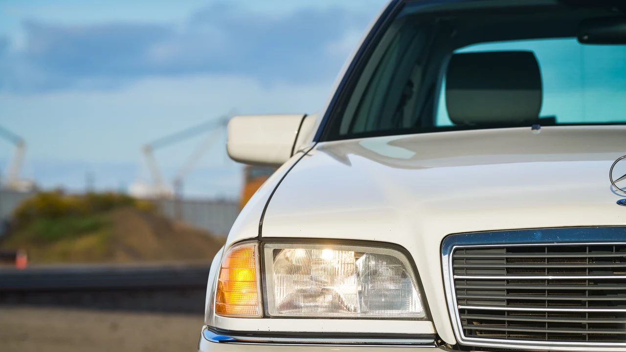 1999 Mercedes-Benz W202 C-Class - Image 24 of 31