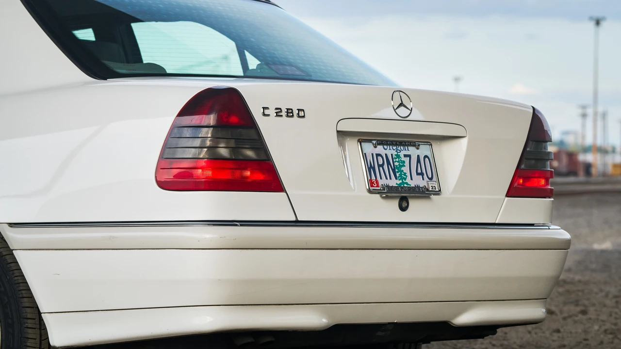 1999 Mercedes-Benz W202 C-Class - Image 21 of 31