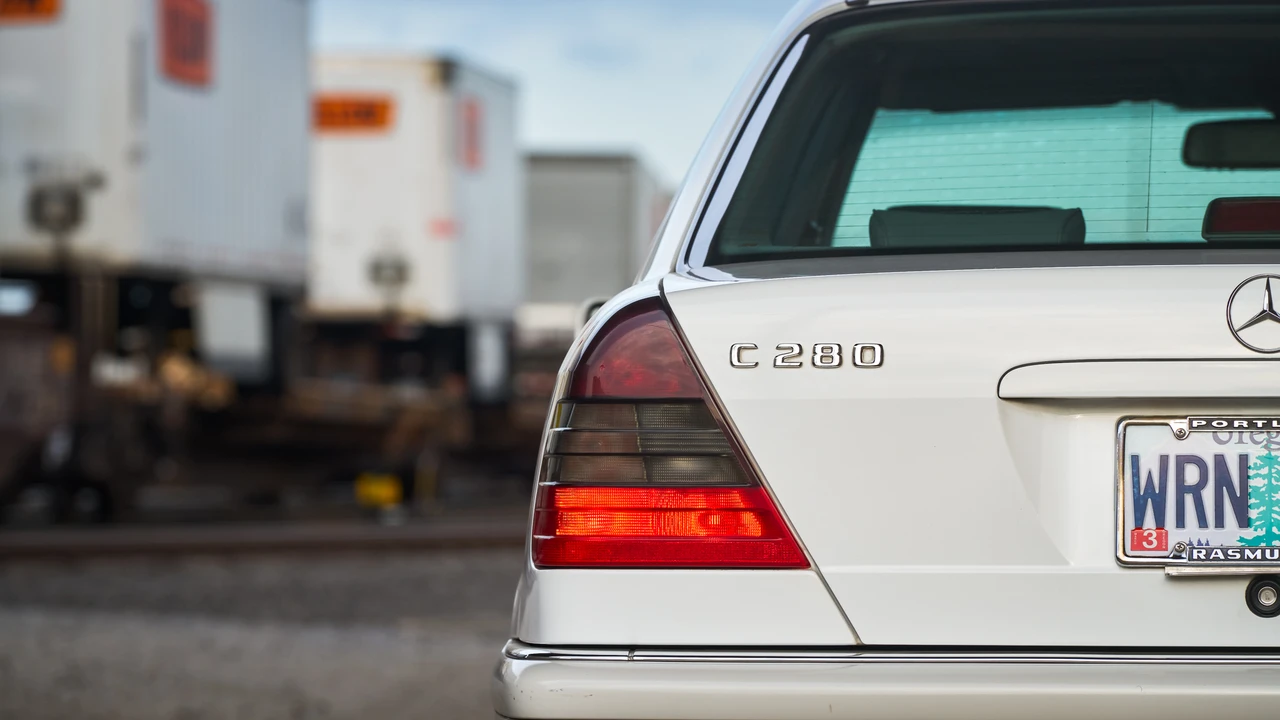 1999 Mercedes-Benz W202 C-Class - Image 30 of 31