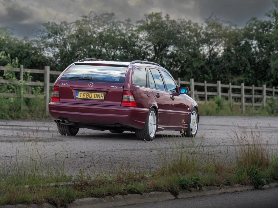 1999 Mercedes-Benz W202 C 36 & C 43 AMG - Image 24 of 30