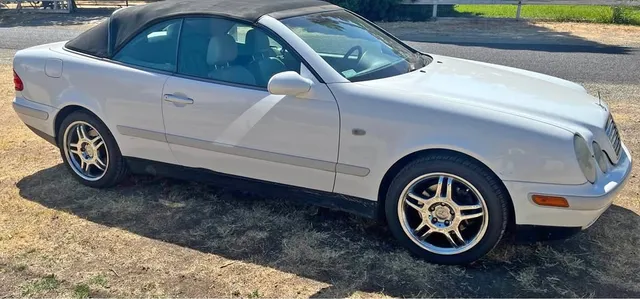 1999 Mercedes-Benz CLK 320