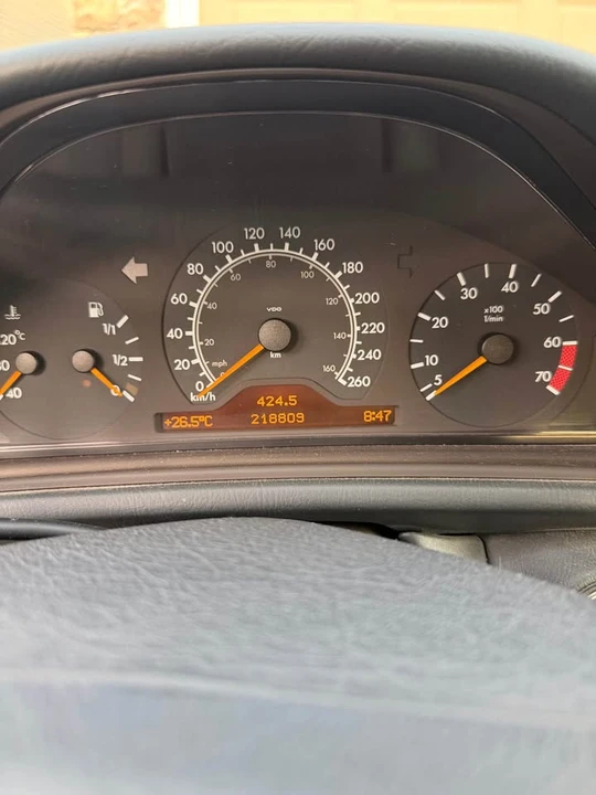 1999 Mercedes-Benz CLK-Class - Image 5 of 8