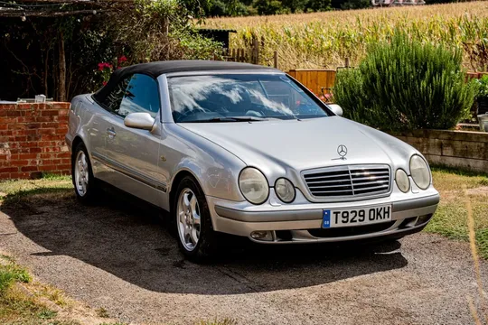 1999 Mercedes-Benz CLK320 Elegance C208