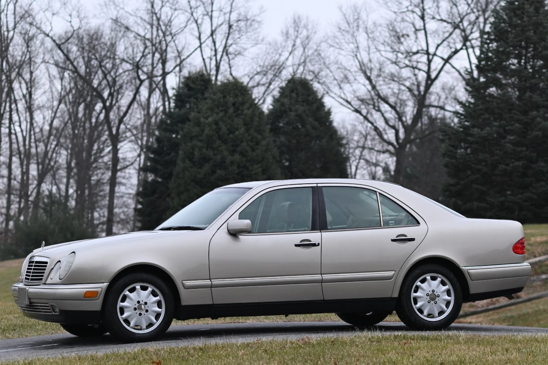1999 Mercedes-Benz W210 E-Class - Image 2 of 21